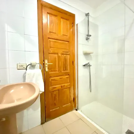 Διαμέρισμα Comodo Apartamento De Un En *